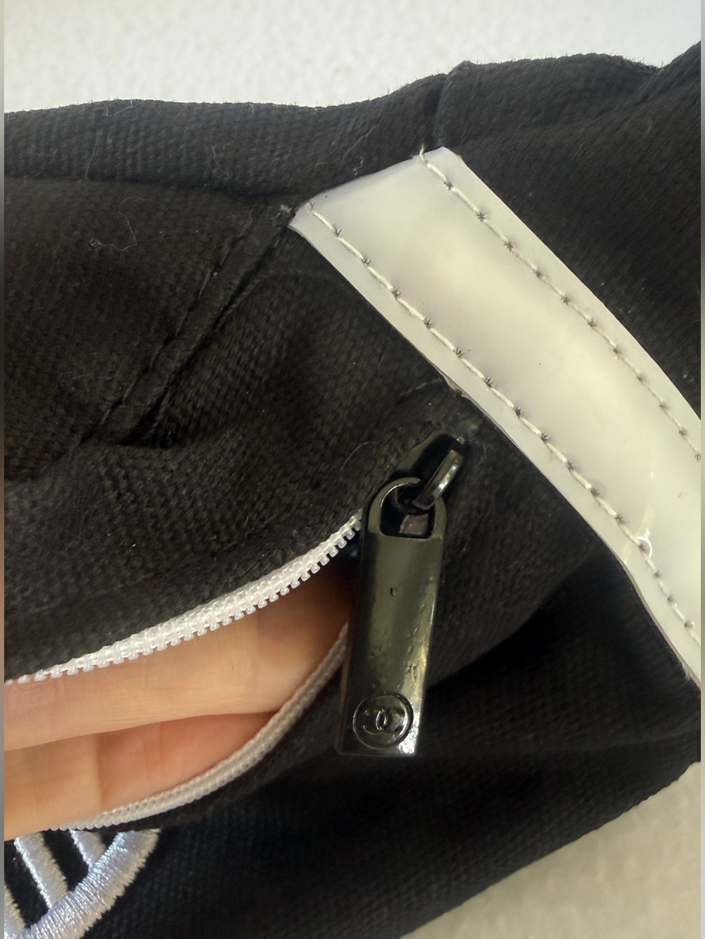 CHANEL Black and White Striped Logo Belt Pouch - Picture 9 of 12